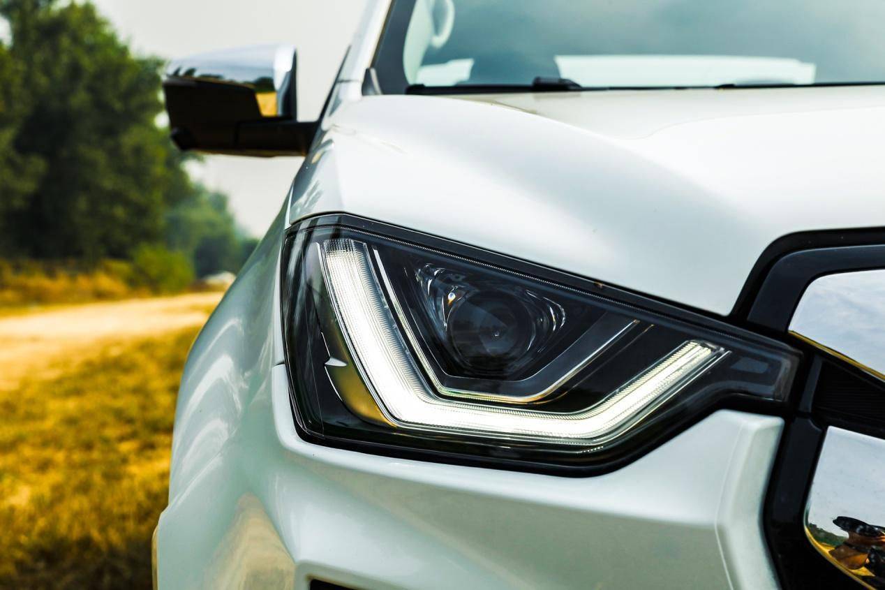 鯊魚王多變體汽車智能皮卡后箱蓋 鯊魚王多變體汽車智能皮卡后箱蓋