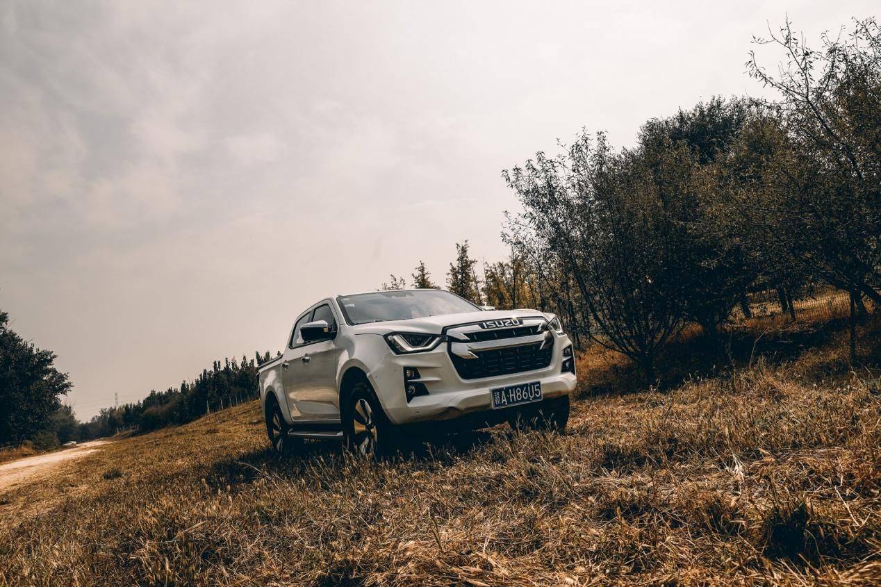 鯊魚王多變體汽車智能皮卡后箱蓋 鯊魚王多變體汽車智能皮卡后箱蓋