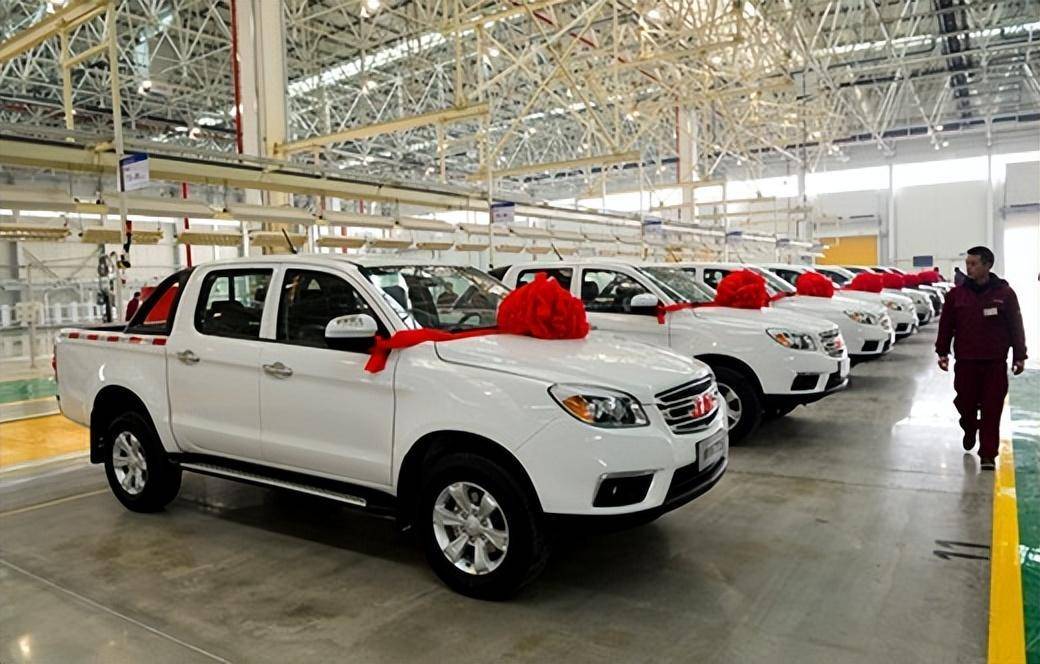 鯊魚(yú)王多變體汽車智能皮卡后箱蓋