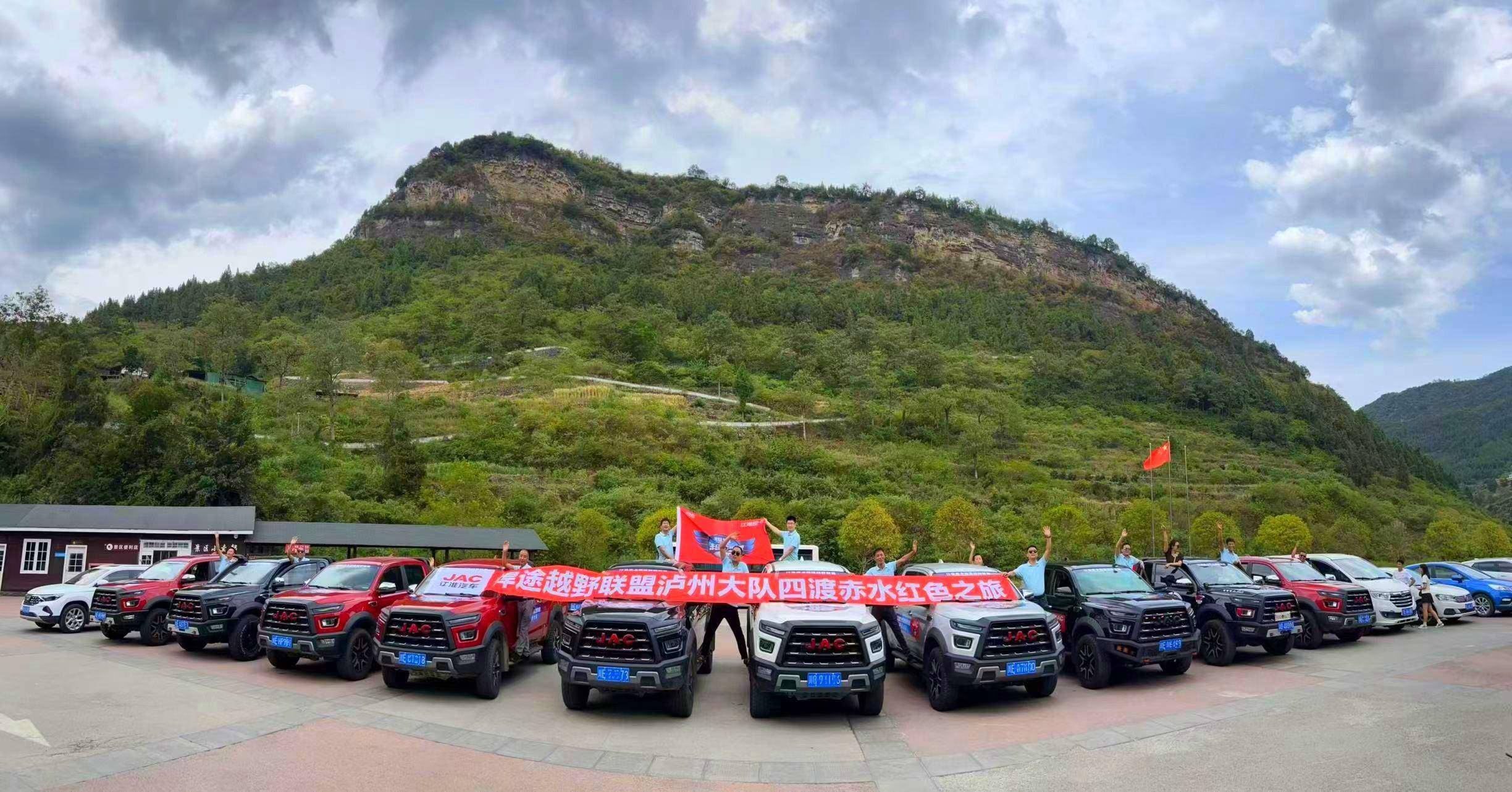 鯊魚(yú)王多變體汽車智能皮卡后箱蓋