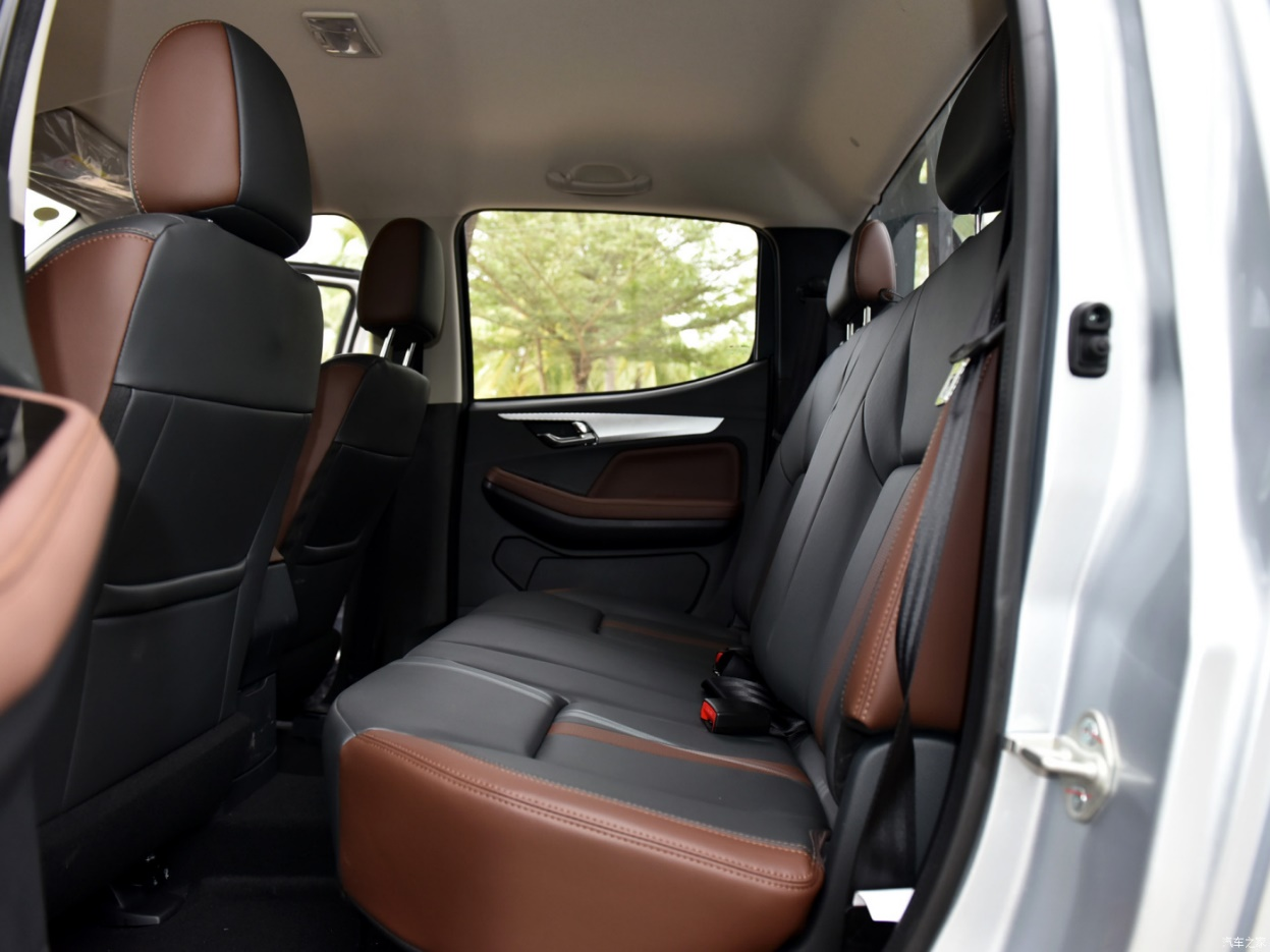 鯊魚王多變體汽車智能皮卡后箱蓋 鯊魚王多變體汽車智能皮卡后箱蓋