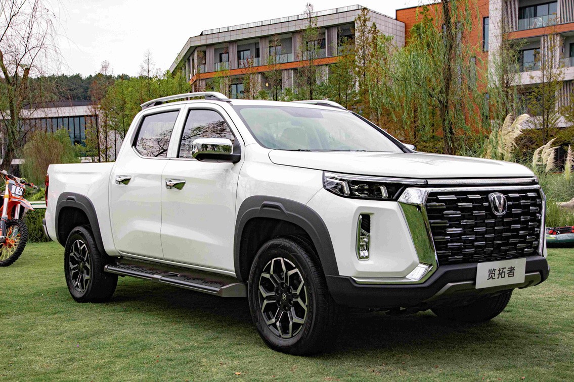 長(zhǎng)安覽拓者乘用化皮卡正式上市  起價(jià)9.9萬(wàn)